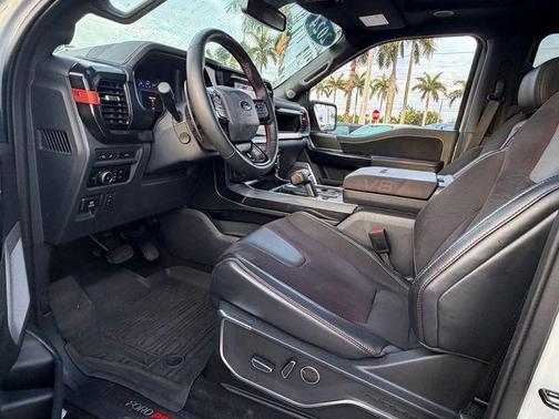 Avalanche 2024 Ford F-150 Raptor