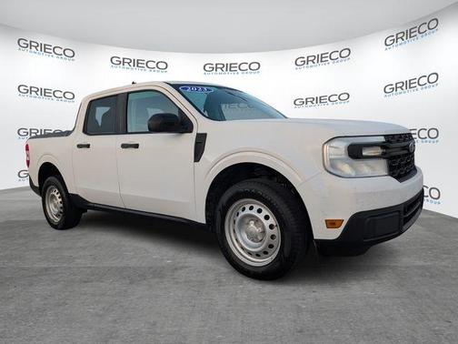 2023 Ford Maverick XL
