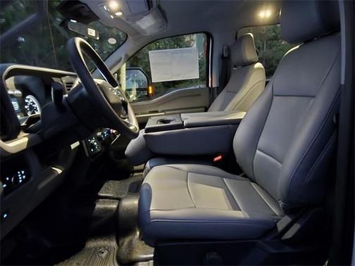 2025 Ford F-250 XL