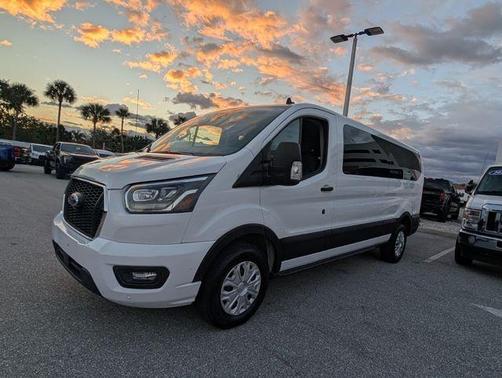 2023 Ford Transit-350 XLT