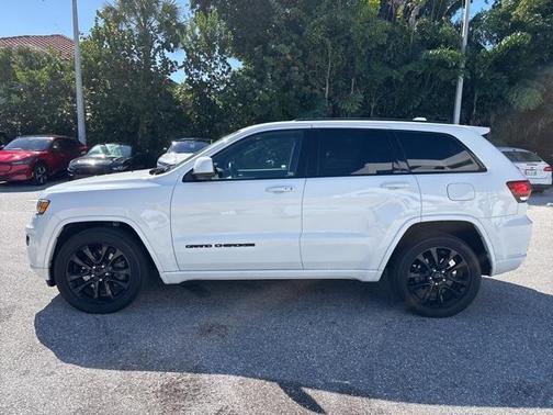 2021 Jeep Grand Cherokee Laredo X