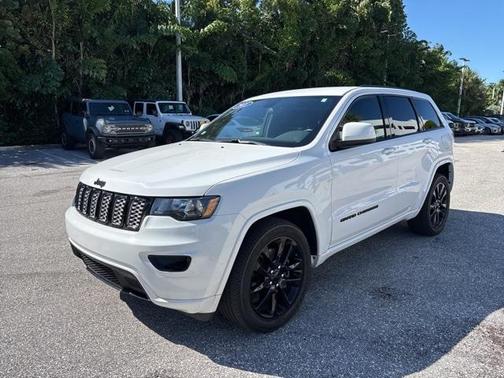 2021 Jeep Grand Cherokee Laredo X