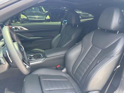 Portimao Blue Metallic 2026 BMW M440 i