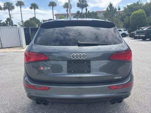 Daytona Gray Pearl Effect 2017 Audi SQ5 3.0T Premium Plus