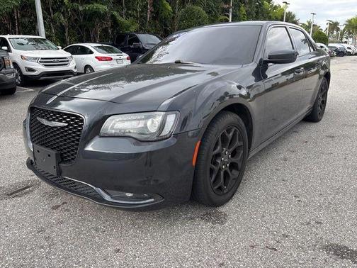 2019 Chrysler 300 S