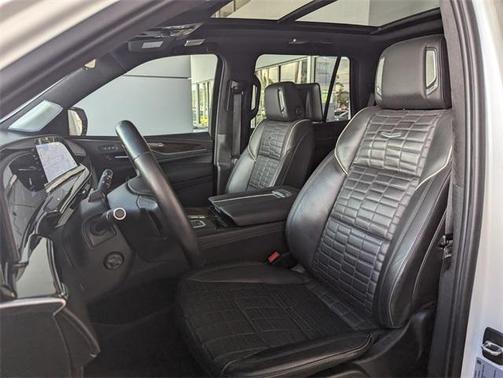 2023 Cadillac Escalade Sport Platinum