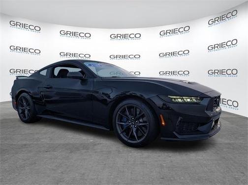 2025 Ford Mustang Dark Horse