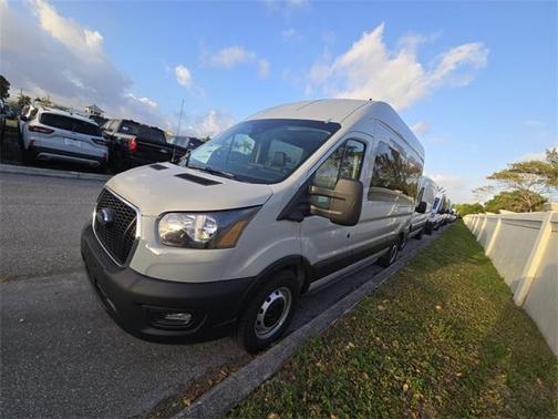 2025 Ford Transit-350 XL