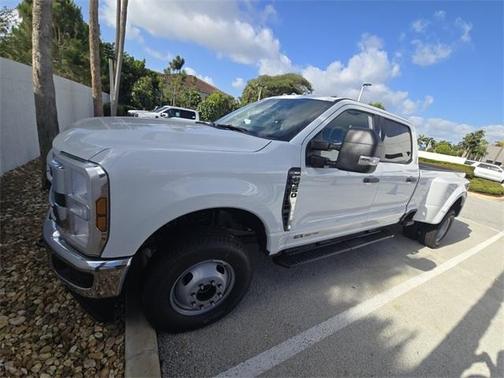 2025 Ford F-350 XLT