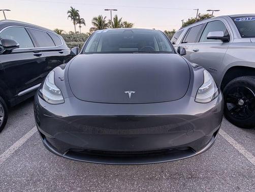 2022 Tesla Model Y Long Range