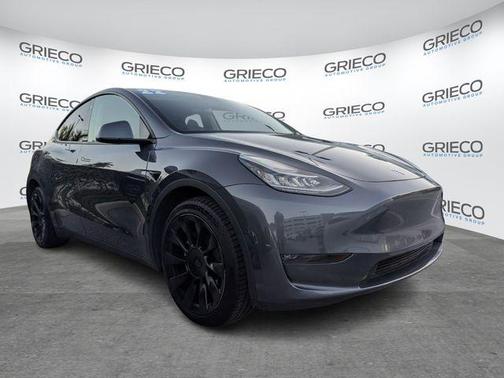 2022 Tesla Model Y Long Range