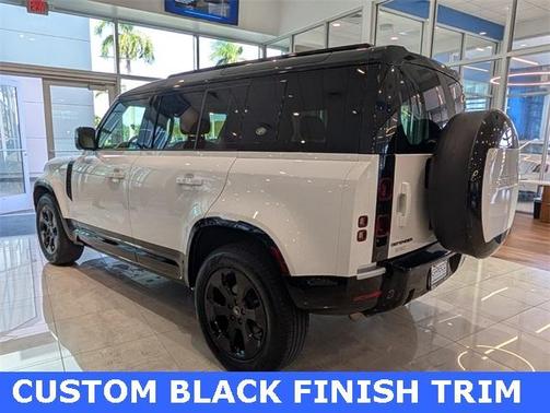 2024 Land Rover Defender P300