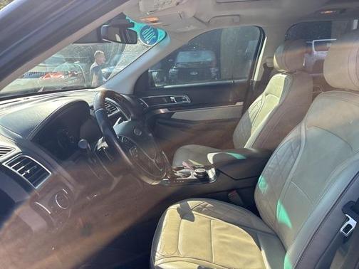 2016 Ford Explorer Platinum