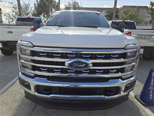 2025 Ford F-350 Lariat Super Duty