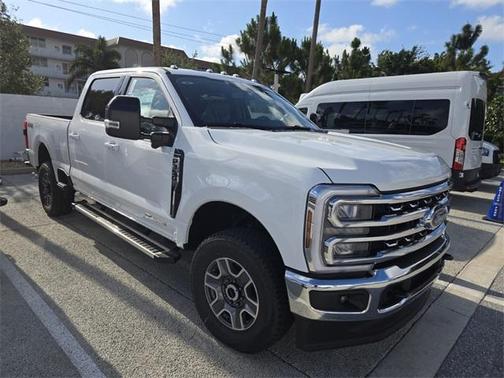 2025 Ford F-350 Lariat Super Duty