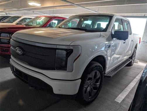 2025 Ford F-150 Lightning Flash