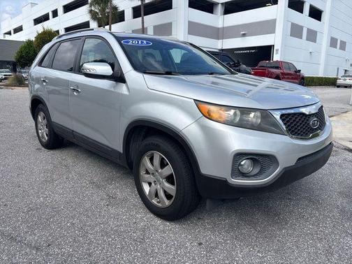 2013 Kia Sorento LX