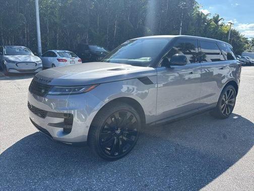 2024 Land Rover Range Rover Sport SE