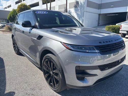 2024 Land Rover Range Rover Sport SE