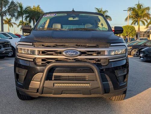 2022 Ford Expedition Max XLT