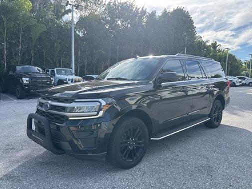 2022 Ford Expedition Max XLT