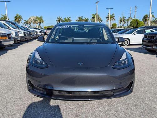 Midnight Silver Metallic 2023 Tesla Model 3 Base
