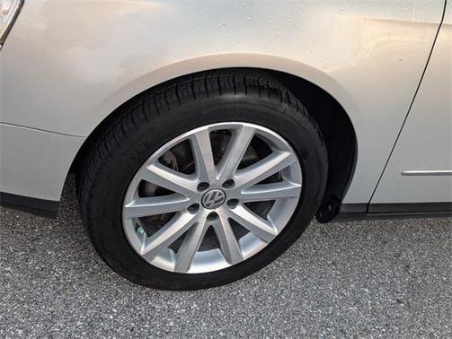 2010 Volkswagen Passat Komfort