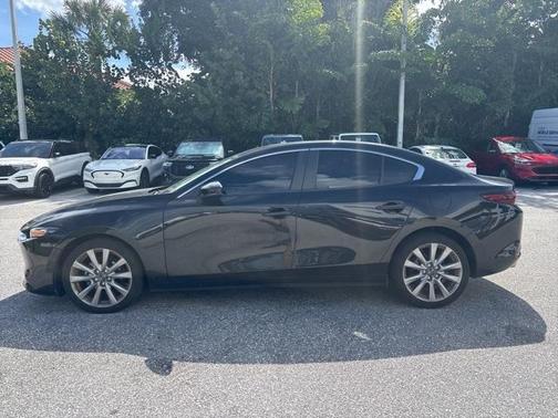 2023 Mazda Mazda3 FWD w/Preferred Package