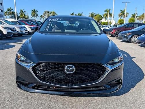 2023 Mazda Mazda3 FWD w/Preferred Package