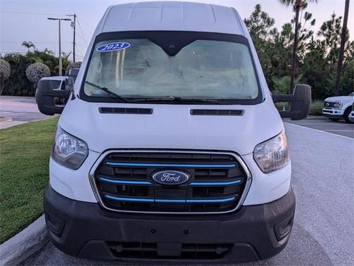 2023 Ford E-Transit Base