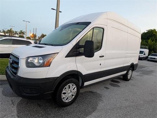 2023 Ford E-Transit Base