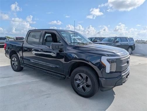 2025 Ford F-150 Lightning Flash