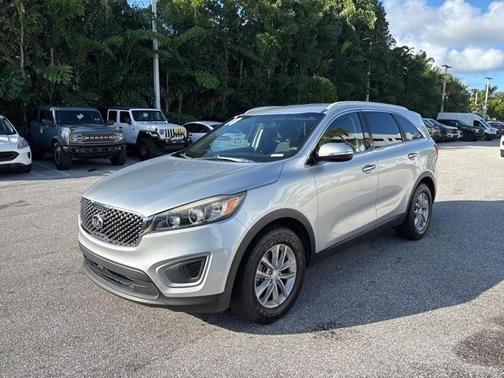 2018 Kia Sorento LX