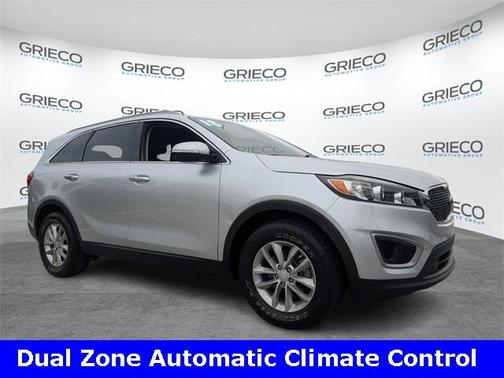 2018 Kia Sorento LX