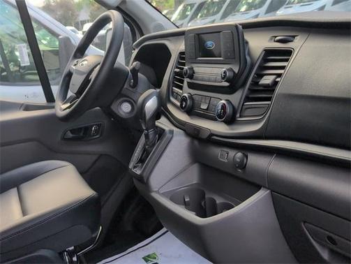 2025 Ford Transit-250 148 WB Medium Roof Cargo
