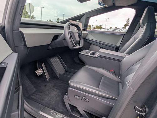 Black 2024 Tesla Cybertruck Base