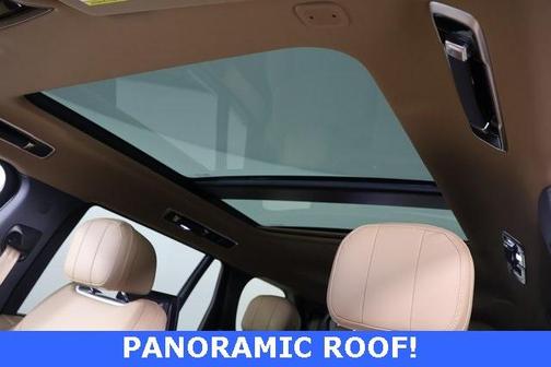 2025 Land Rover Range Rover P530 SE 7 Seat