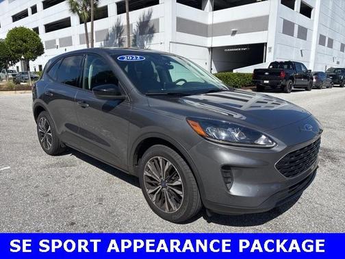 2022 Ford Escape SE