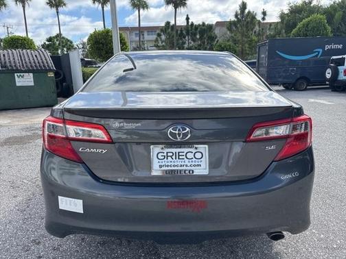 2014 Toyota Camry SE