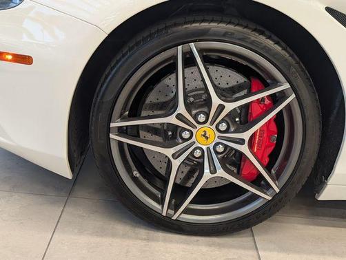 2017 Ferrari California T