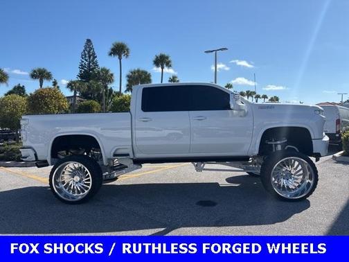 2022 Chevrolet Silverado 2500 High Country