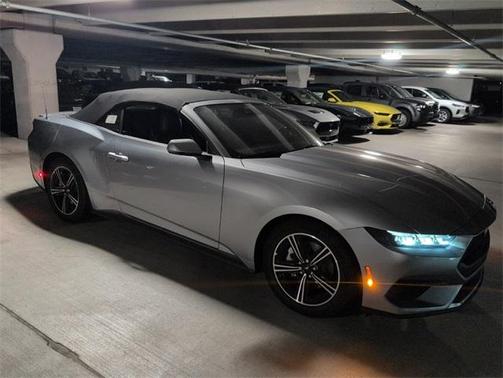 2025 Ford Mustang EcoBoost Premium