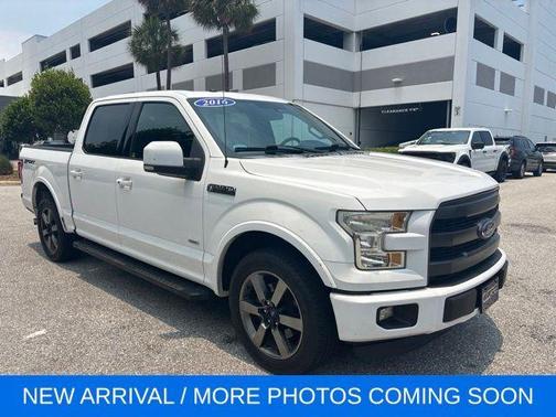 Oxford White 2016 Ford F-150 Lariat