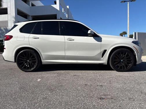 2023 BMW X5 sDrive40i