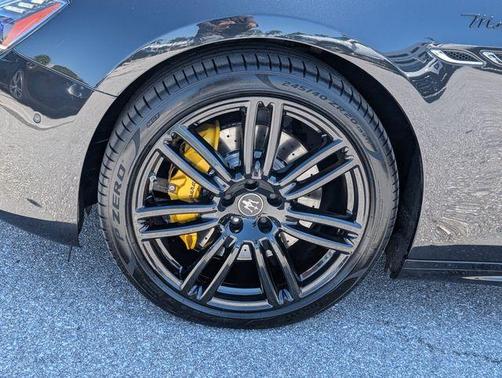 2023 Porsche Taycan Base