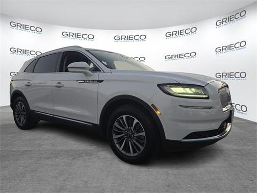 2023 Lincoln Nautilus Standard