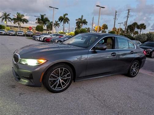 2021 BMW 330 i