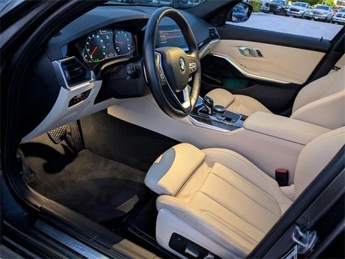 2021 BMW 330 i