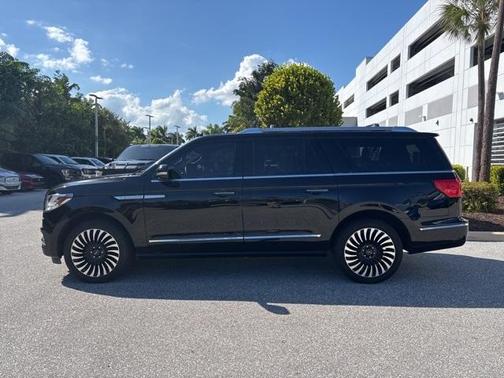 2021 Lincoln Navigator L Reserve