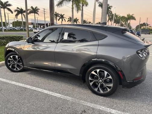 2021 Ford Mustang Mach-E Premium